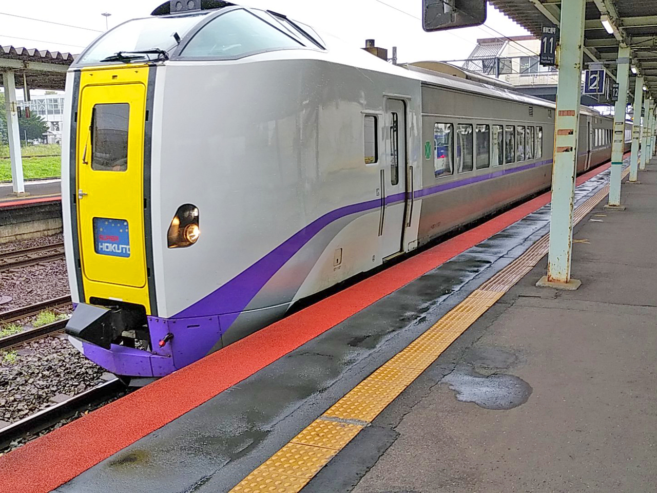 北海道　苫小牧駅　スーパー北斗8号（札幌発函館行き）